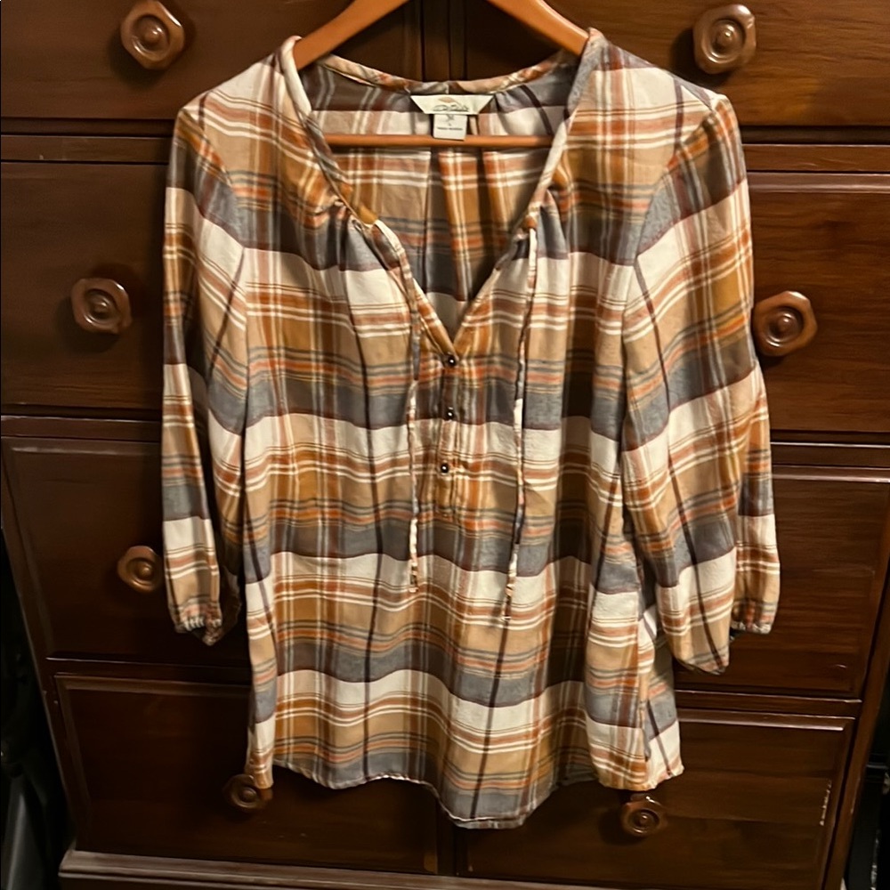 Bass Pro Tan and Brown Tie Front Blouse with Cuffed Sleeves